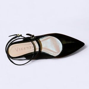 Elegant Black Patent Leather Women's Flats